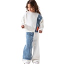 تريننج بناتي ابيض مع جينز